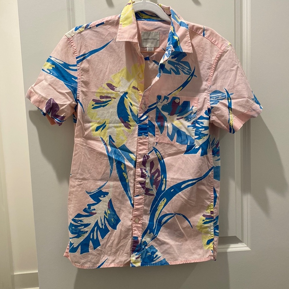 American Eagle button up shirt